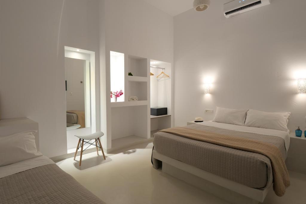 Fira Spot Hotel Santorini Island Exterior photo