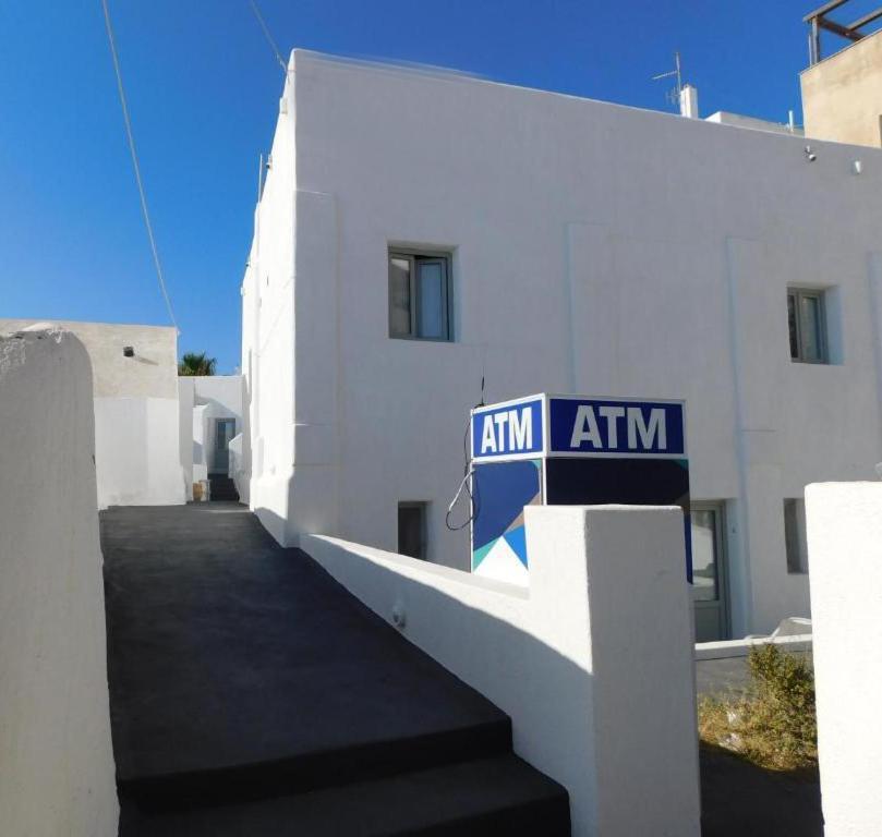 Fira Spot Hotel Santorini Island Exterior photo